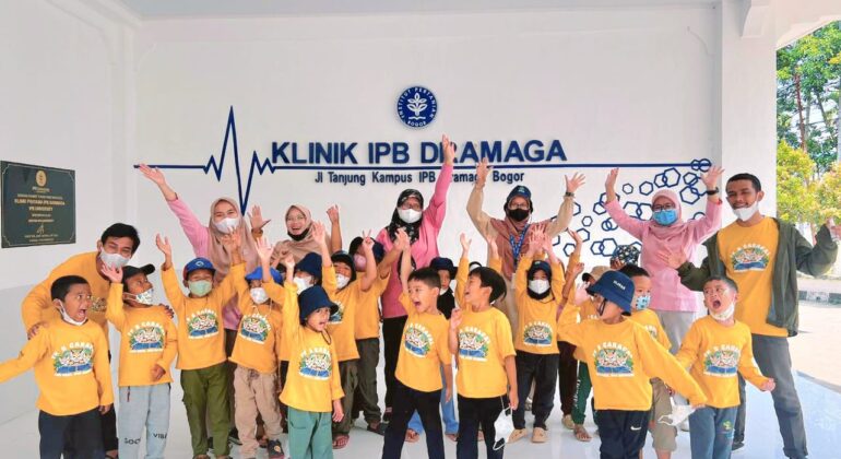 KUNJUNGAN TK ALAM CENDEKIA DALAM KEGIATAN EDUKASI PENGENALAN PANCA INDRA